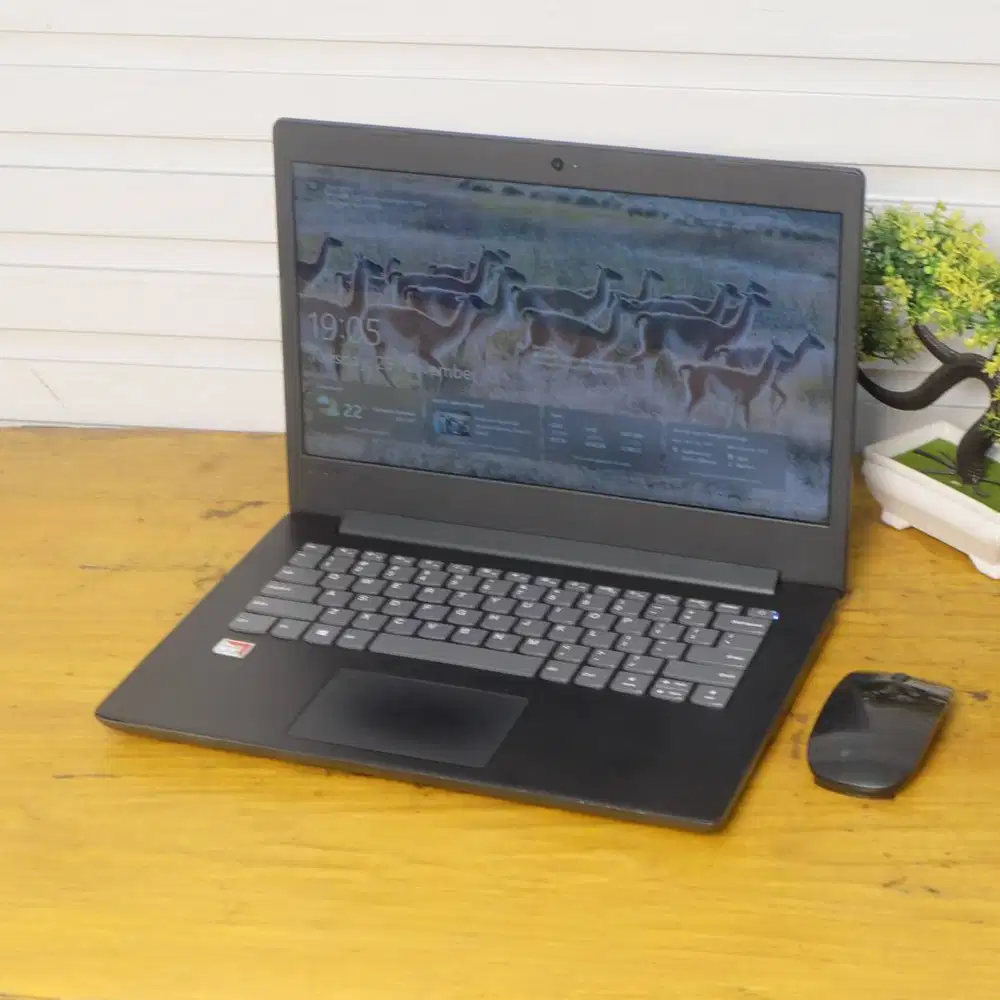 Lenovo ideapad 130-14AST AMD A4 RAM 8 GB SSD
