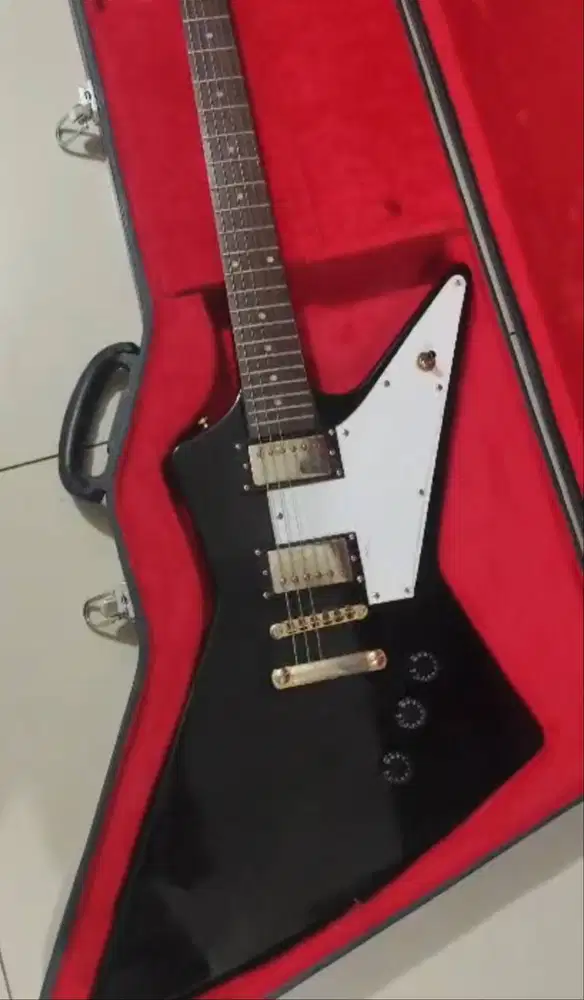 Gitar Listrik Epiphone Explorer