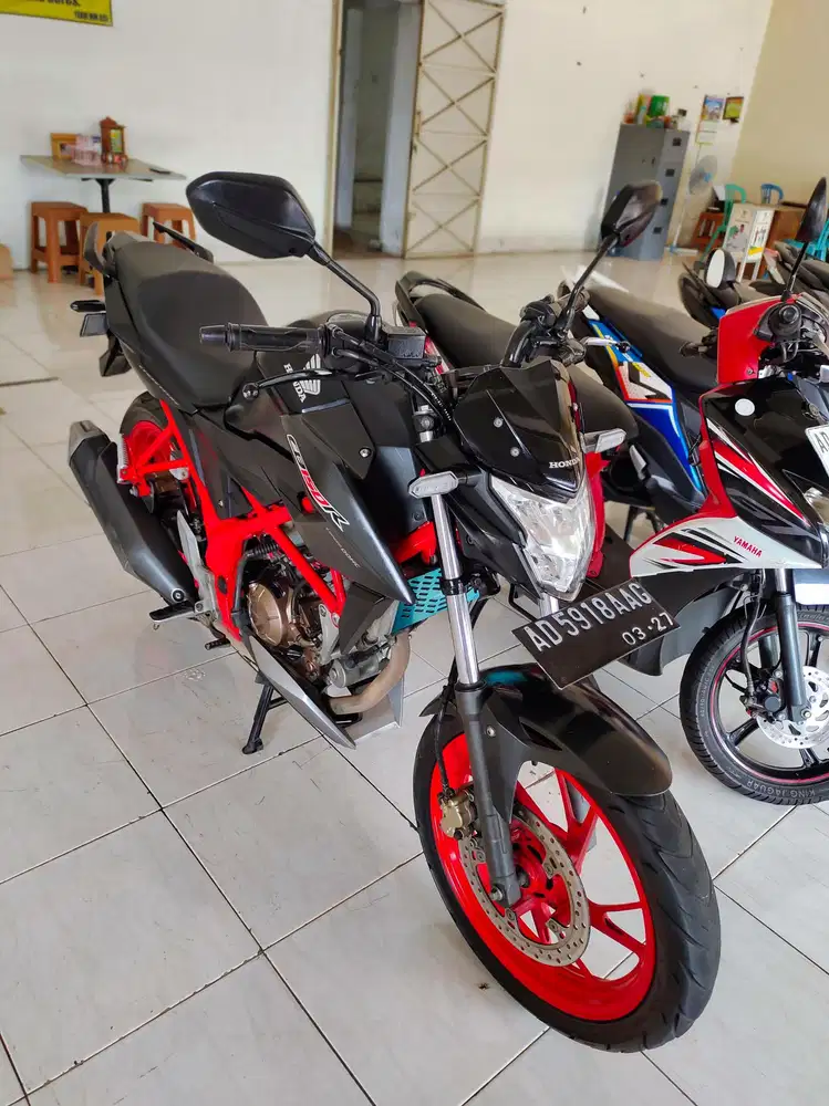 CB150R murah bagus