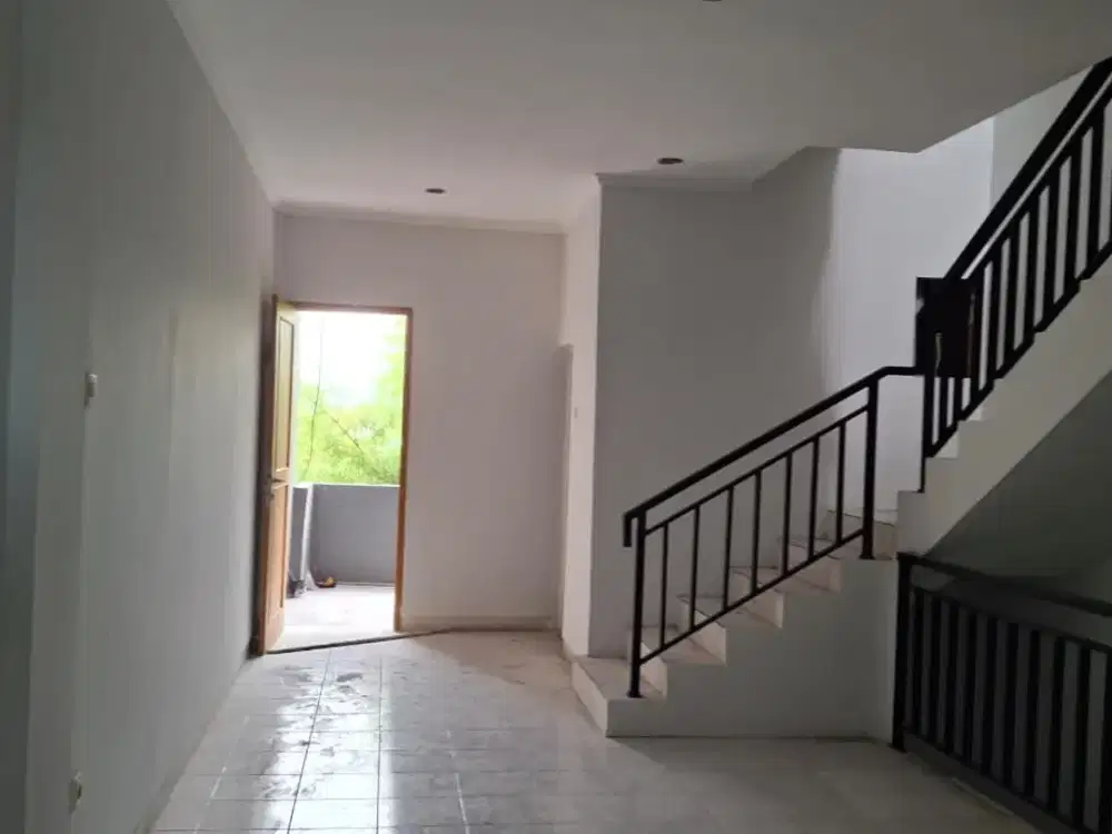 DIJUAL RUKO SIAP USAHA – JALAN KEBAYORAN LAMA JAKARTA SELATAN!