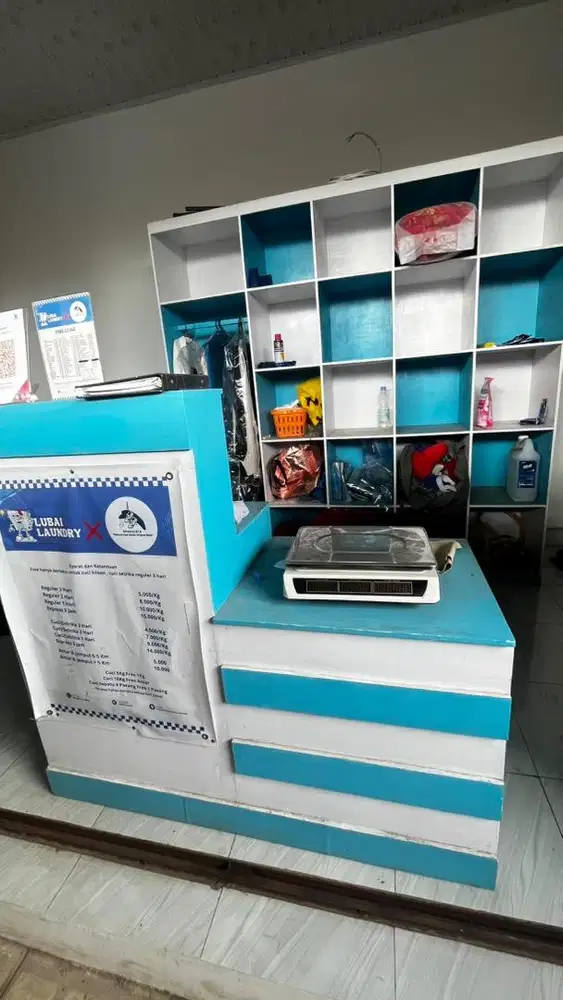 etalase & meja usaha