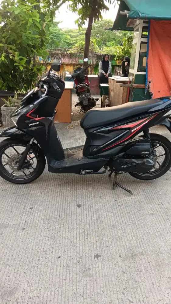 beat 2025  pajak hidup