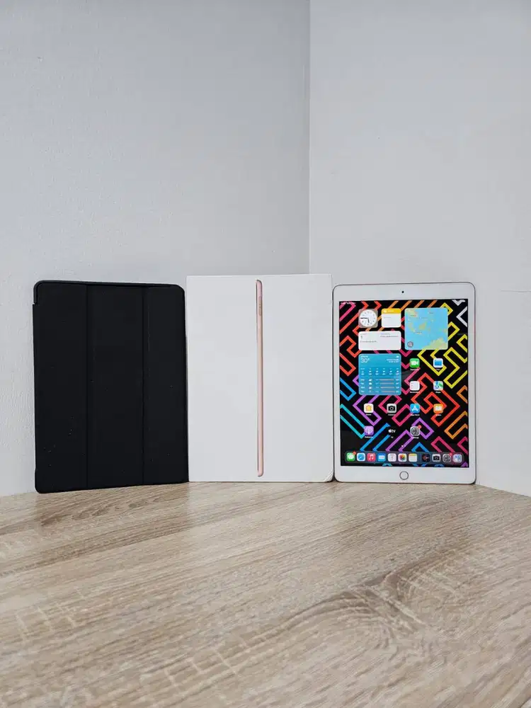 Apple iPad 7 128GB 128 GB Wifi Only Gold Fullset 7th 2019 iOS 18