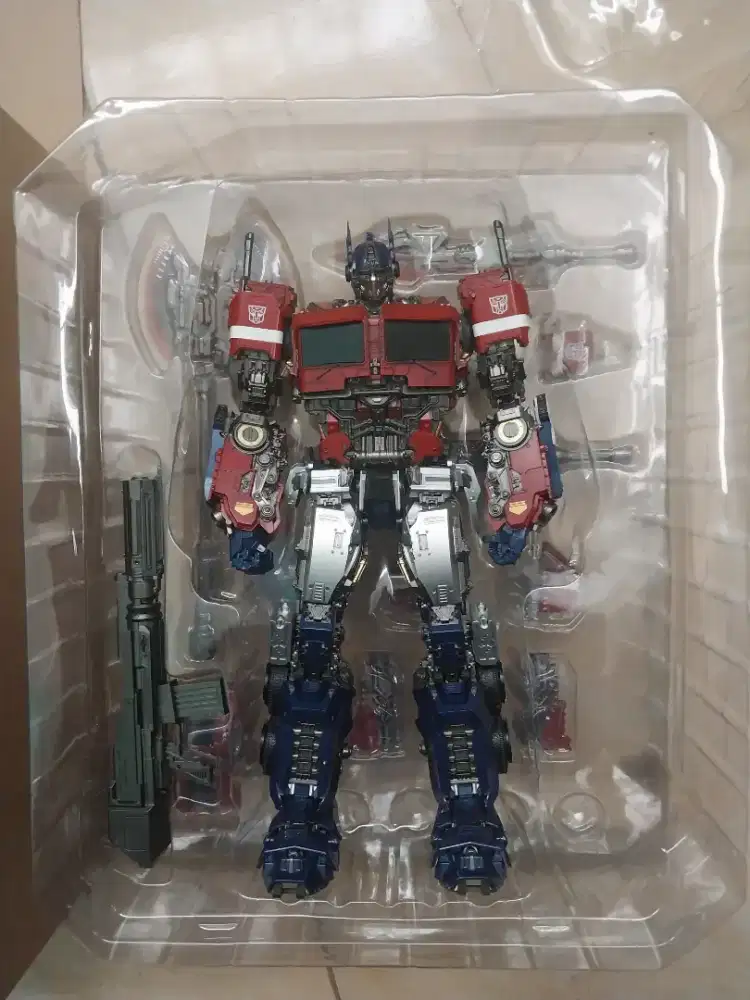 Optimus prime md 001 dlx