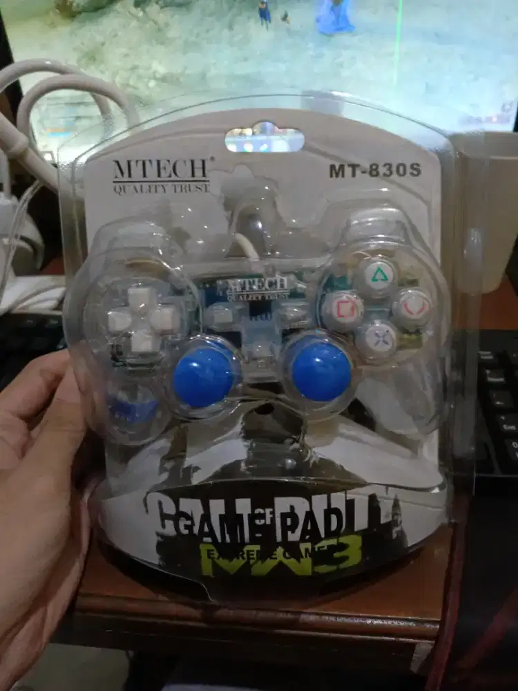 Stick USB penjelasan di deskrip