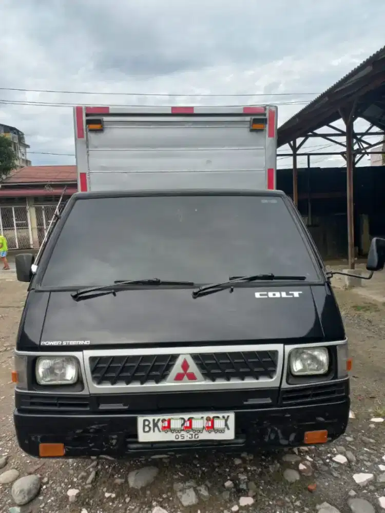 DIJUAL MOBIL L300 TAhun 2014