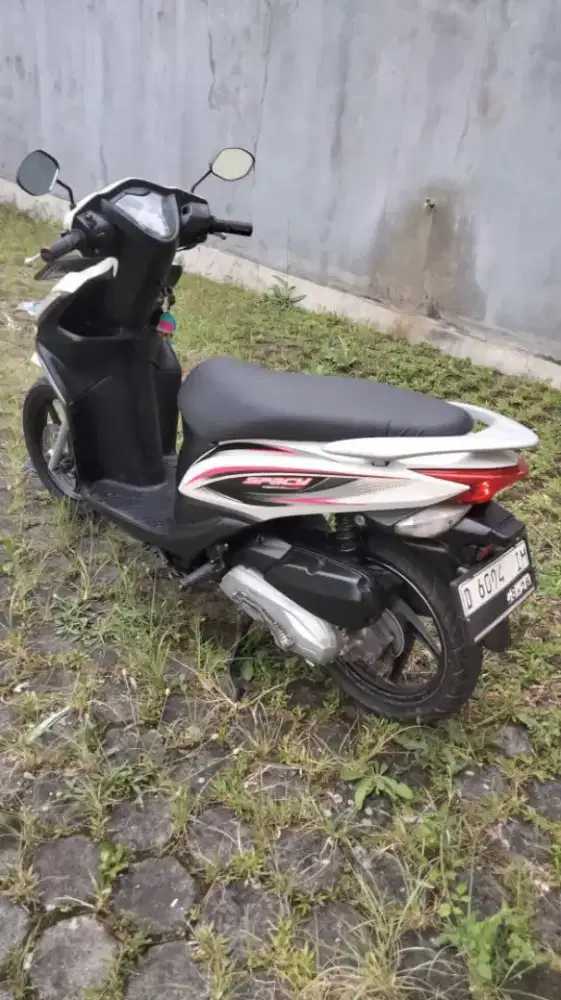 Honda spacy karbu 2011