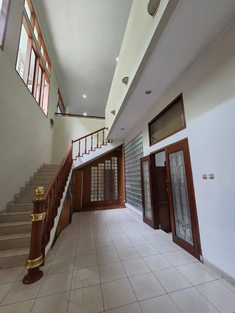 Sukajadi Bandung Rumah bisa untuk Usaha Cocok untuk kantor Dekat PVJ