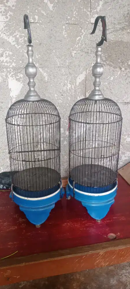 Kandang burung helopet