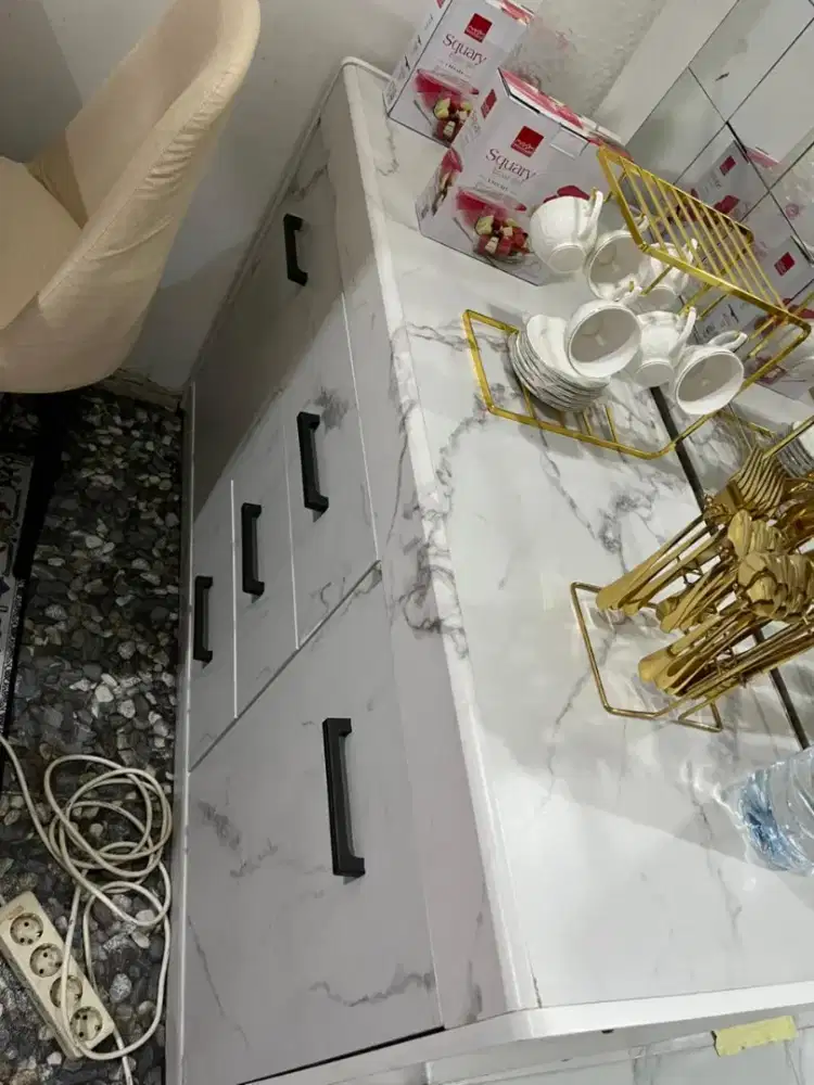 meja rak serbaguna terkini