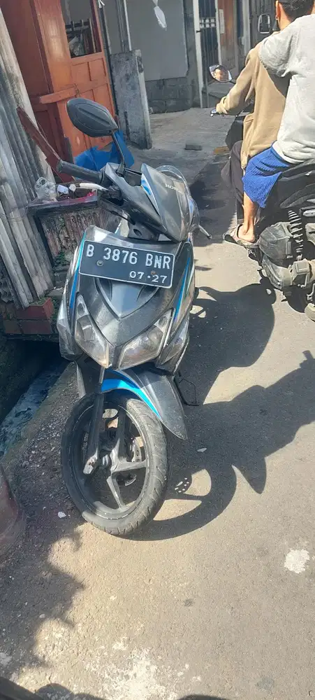 Jual cepat motor honda vario thn 2012 komplit