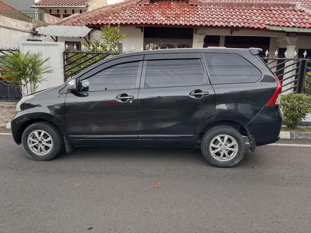 Toyota Avanza 2013 Bensin