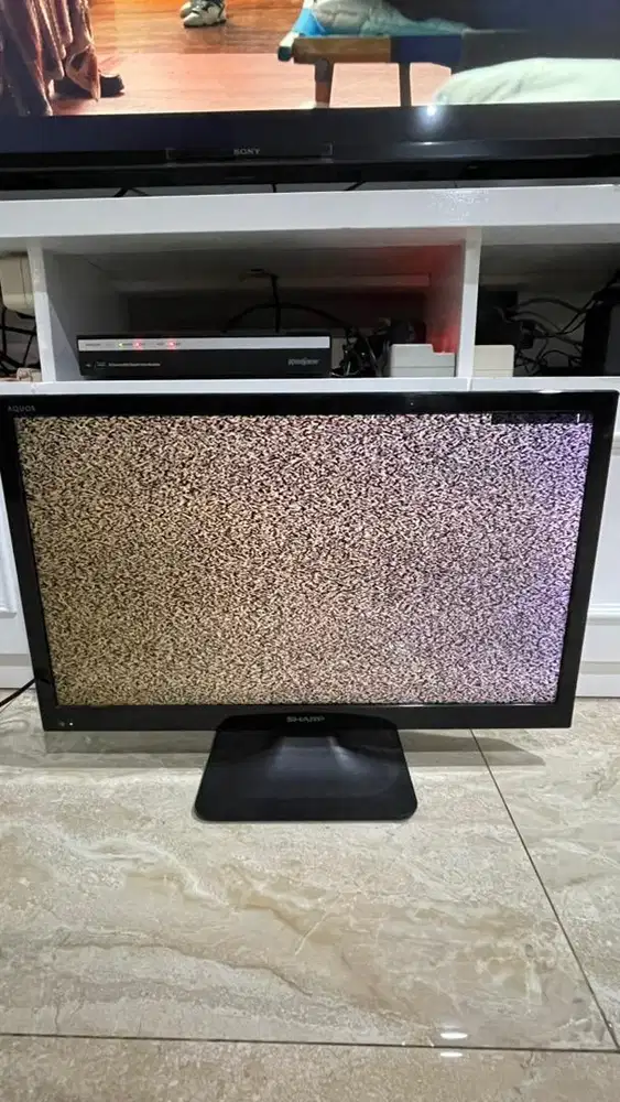 TV Led Sharp 24inch Normal Nominus