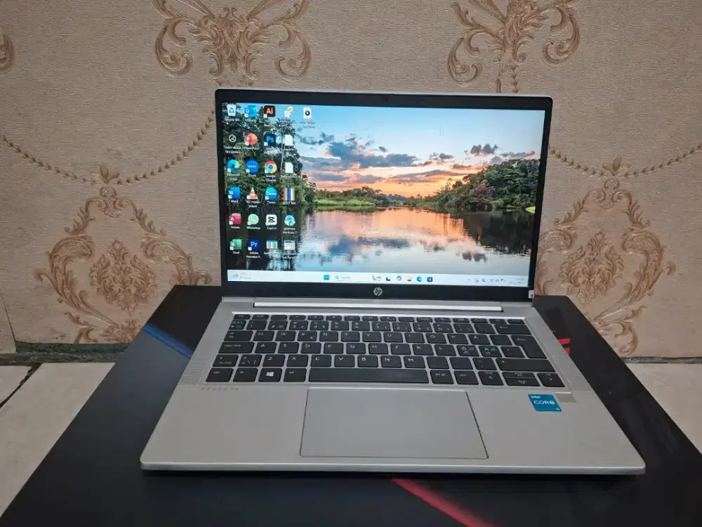 Laptop HP Probook 430 G8 -CORE I3 GEN11 -SSD 128GB -8GB -14 Inc FHD