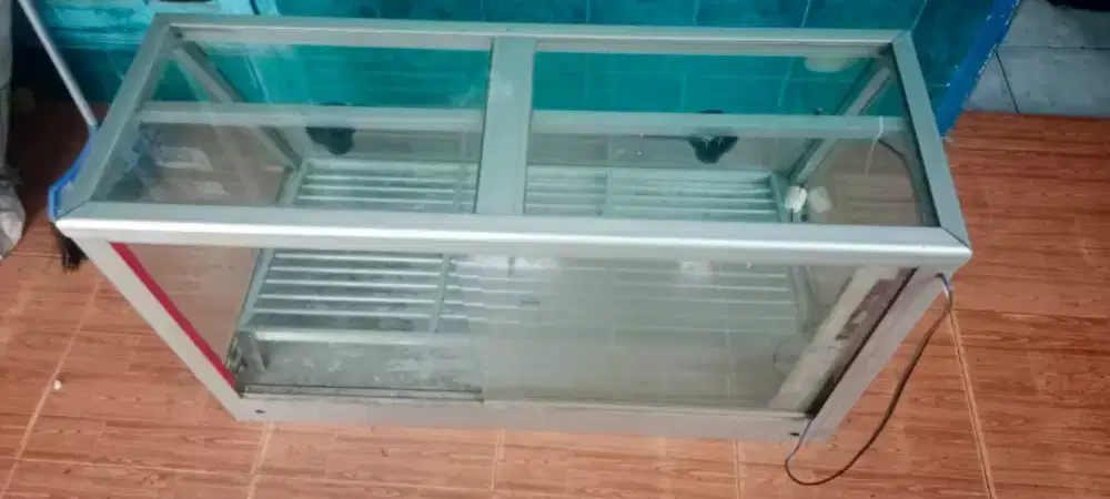 Etalase fread Chicken