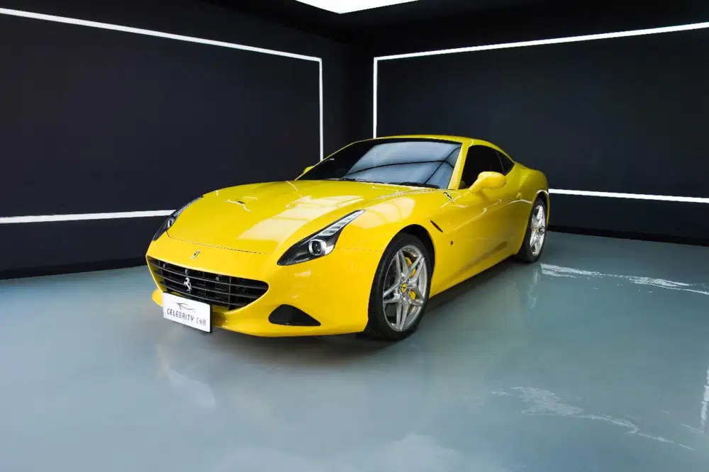 FERRARI CALIFORNIA T 3.8 V8 AT 2015 GIALLO MODENA (Yellovw Metallic)