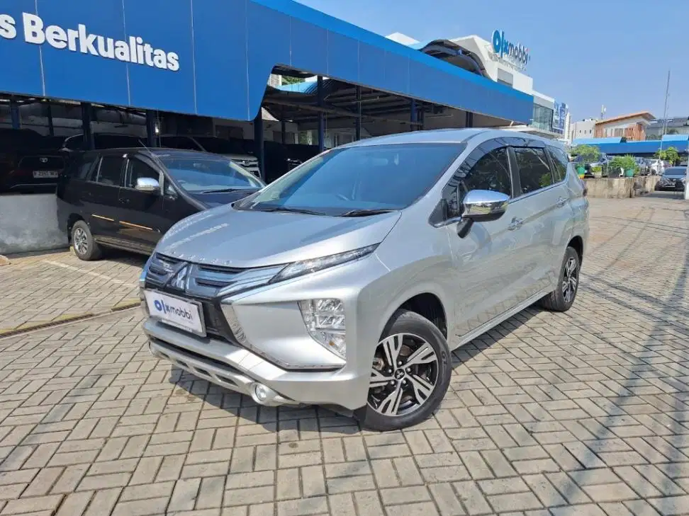 LOW DP Mitsubishi Xpander 1.5 Ultimate Bensin-AT 2022 RKS