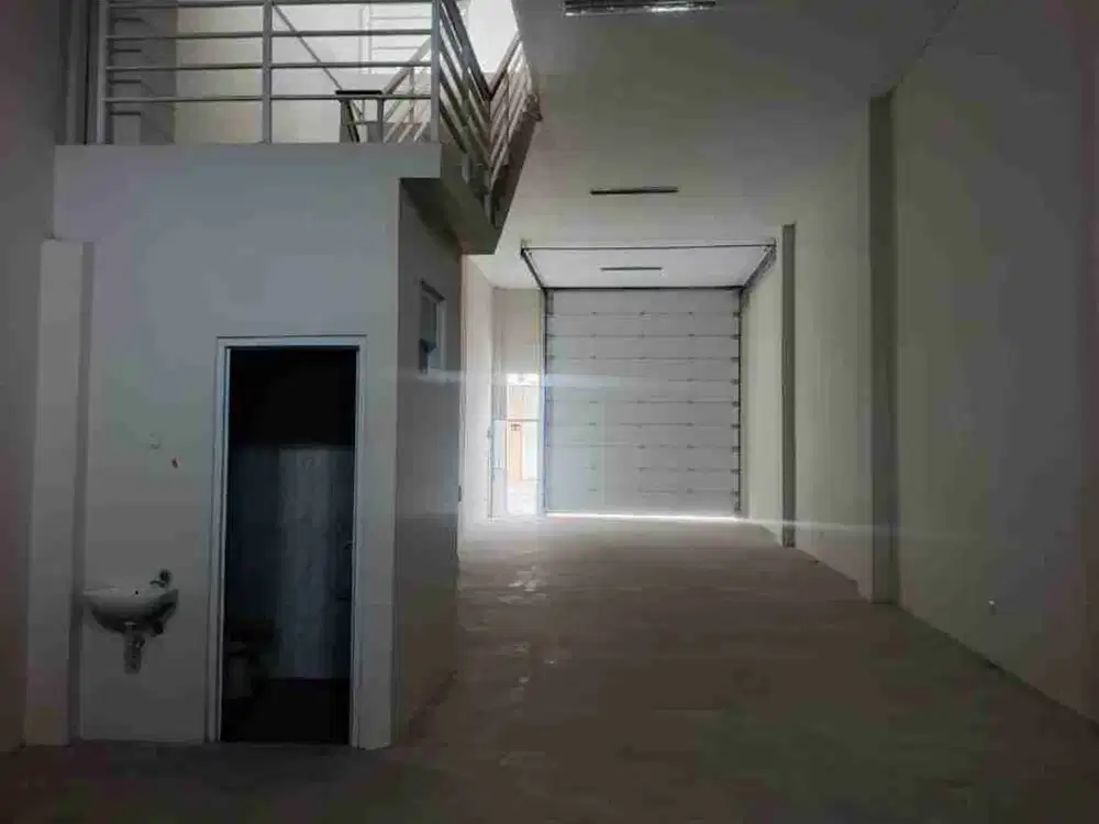 Di sewakan Gudang dan kantor unit baru di kawasan Bizpark Pulo Gadung Jakarta Timur