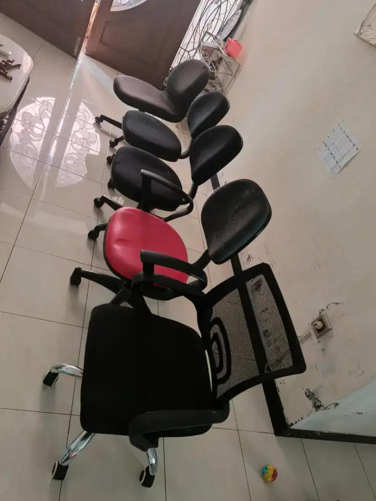 Kursi kantor/ kursi sekretaris