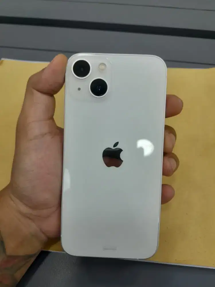 IPHONE 13 128 STARLIGHT SECOND INDO PEMAKAIAN 1 BULAN