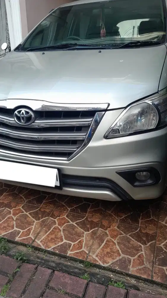 Toyota Kijang Innova 2014 Bensin