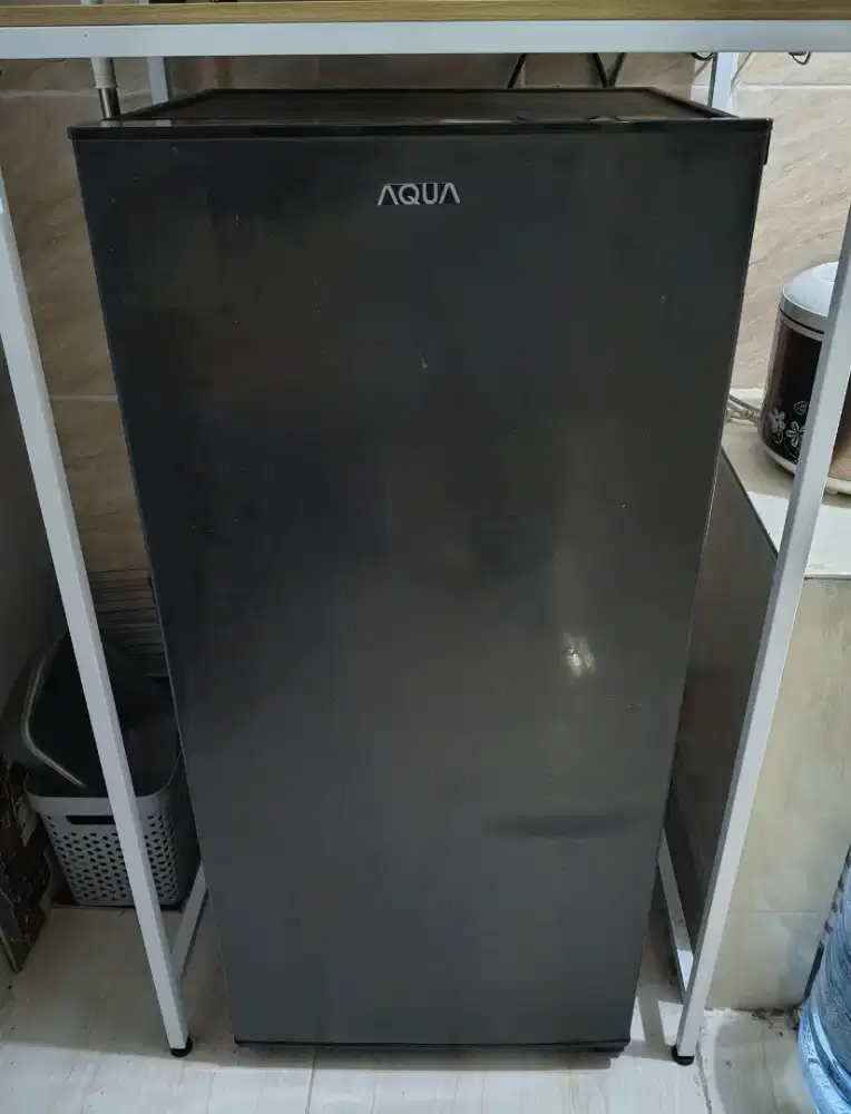 Kulkas Aqua 1 pintu lokasi Pamulang Tangsel