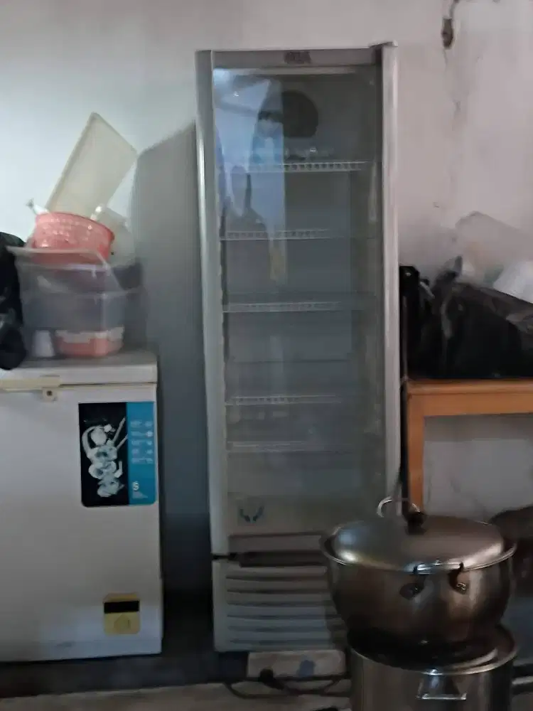 kulkas showcase  5rak merek GEA