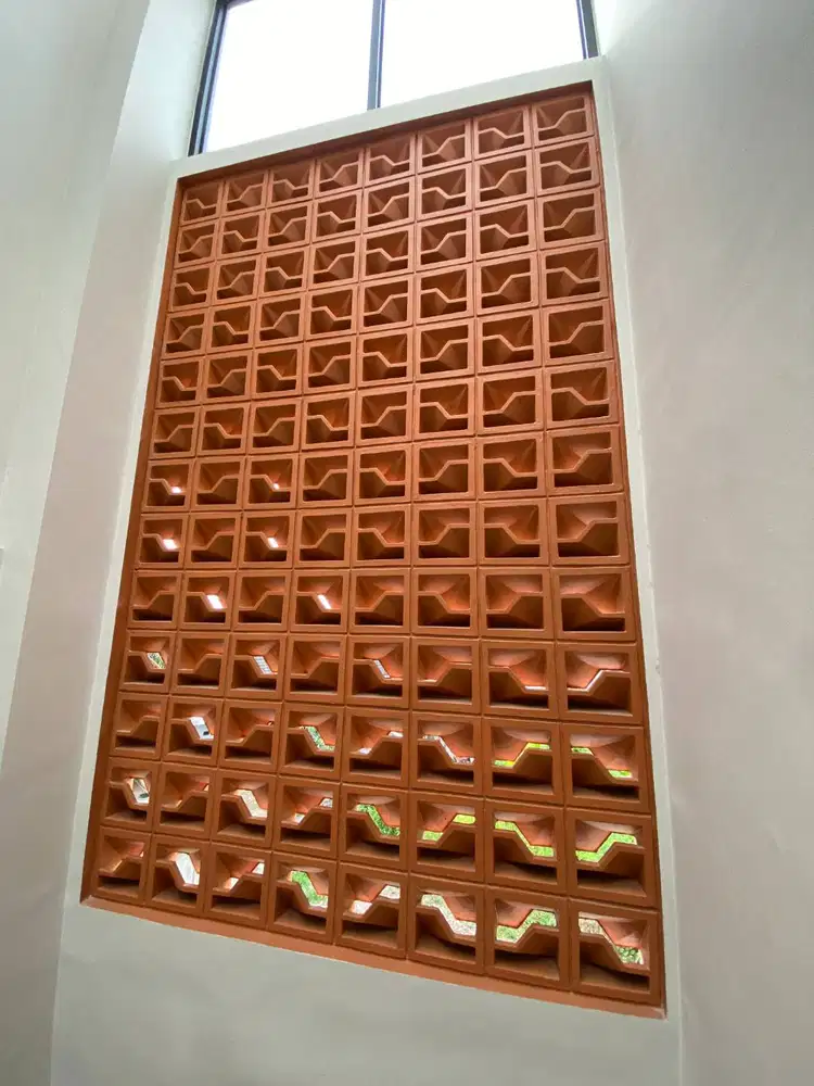 Pekerjaan Pemasangan Roster Bata Angin