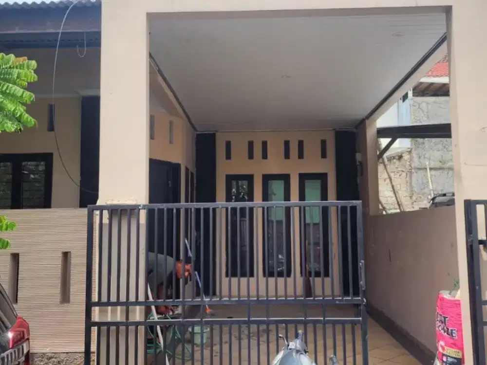 Dijual Rumah SHM 7x10.2 di Jl Watubela BSD By Rumah Chinida (Dw)