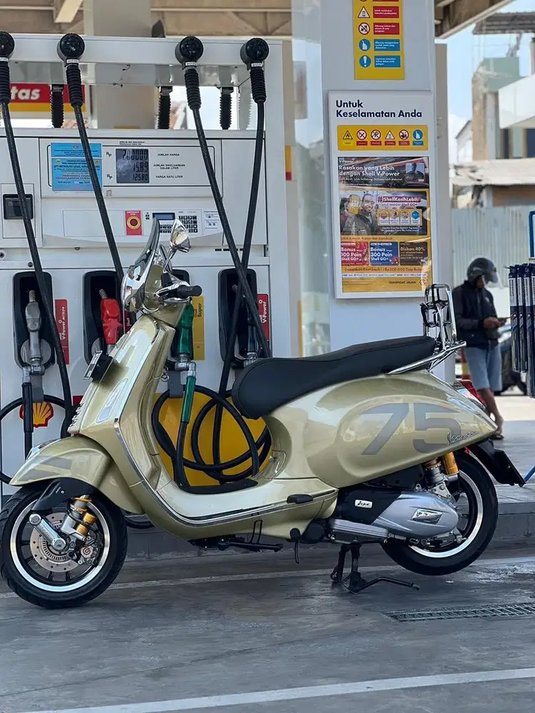 Vespa 75th anniversary