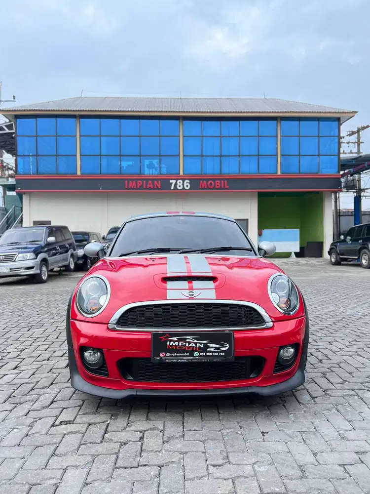Mini Cooper Coupe S JCW A/T Merah 2012