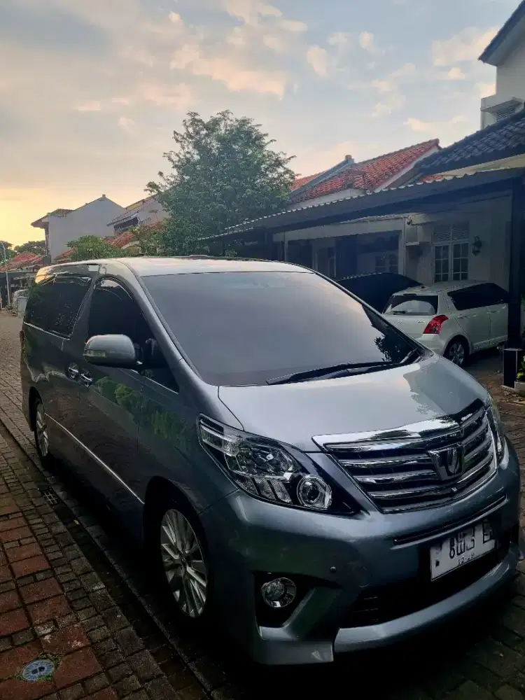 KM.70 K Alphard SC PremSound 2013 ISTIMEWA