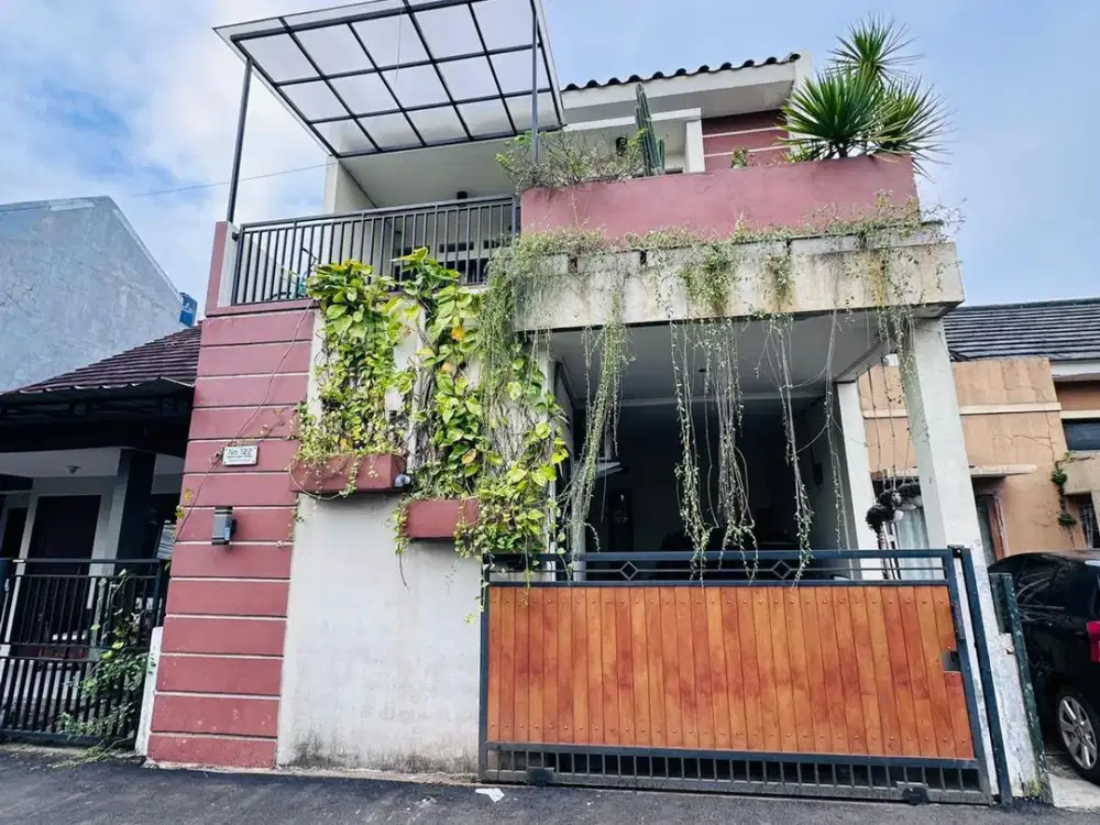 Rumah Cantik 2 Lt SHM 15 Menit ke Trans Studio Mall Cibubur J-38552