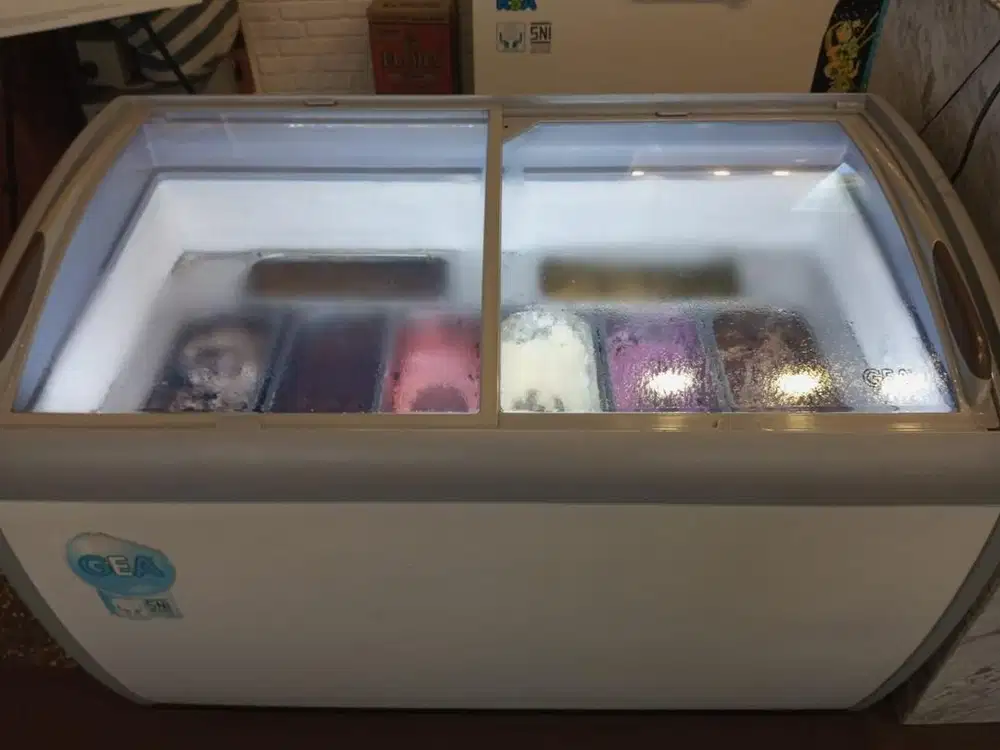 Freezer box /showcase
