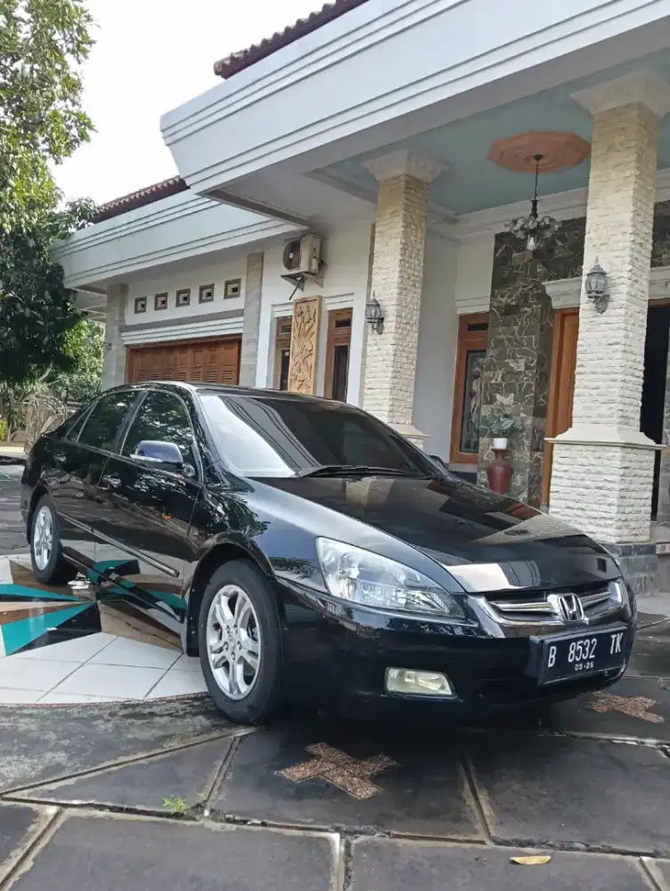 Dijual Honda Accord vtil THN 2006