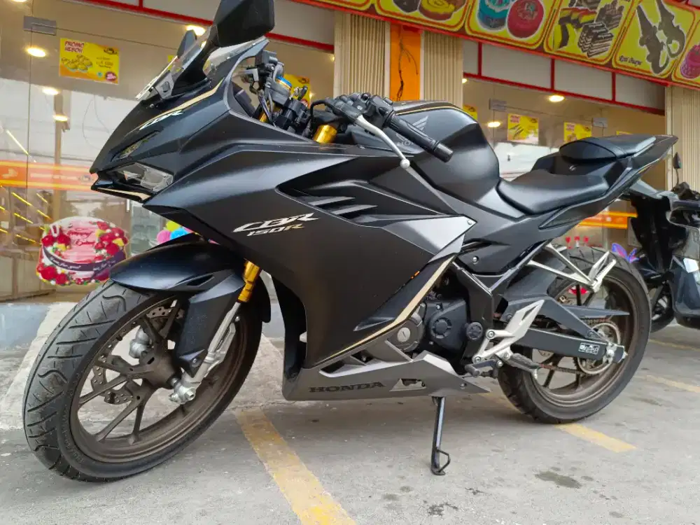 Honda CBR ALL New 150RR LED Tahun 2024 LowKM MesinHalus Siap tancapGas
