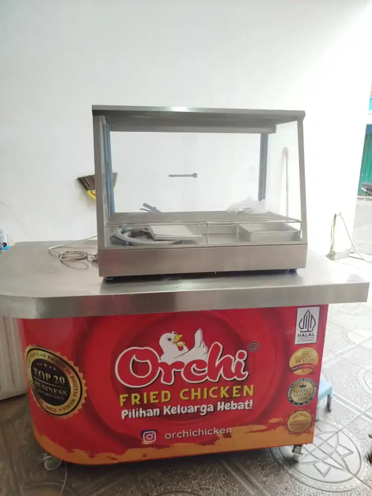 Meja & etalase fried chicken