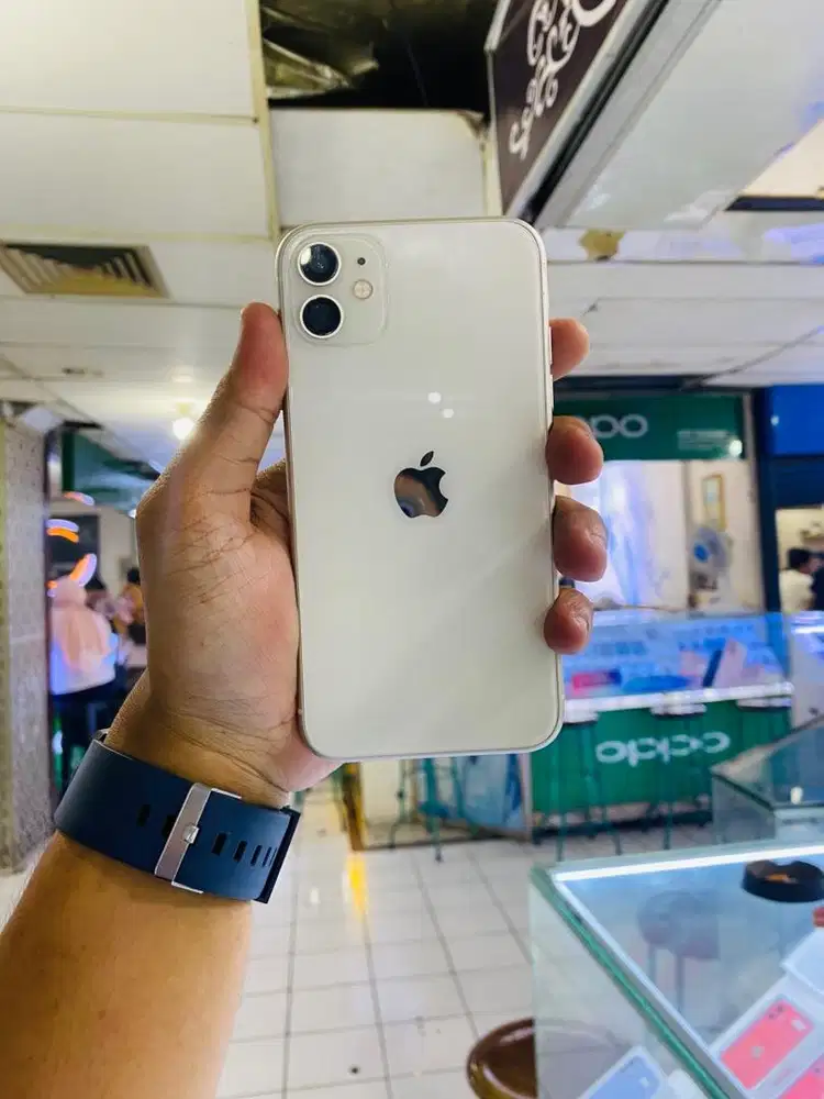 IPhone 11 64gb Like New Beacukai