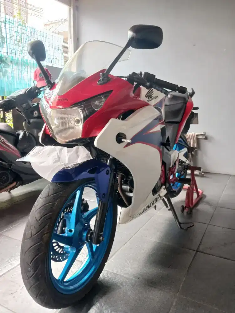 Honda Cbr150r 2011 Cbu Thailand