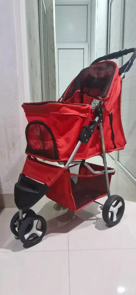 Pet Stroller Merah