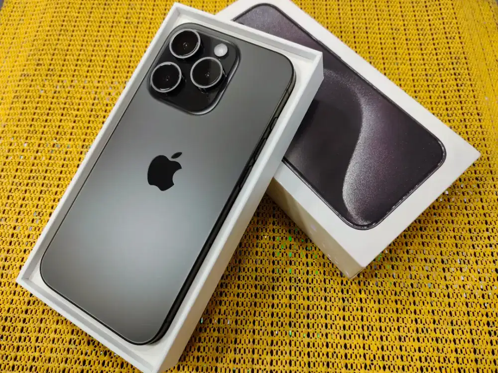 15 PRO 512 BLACK SECOND IBOX