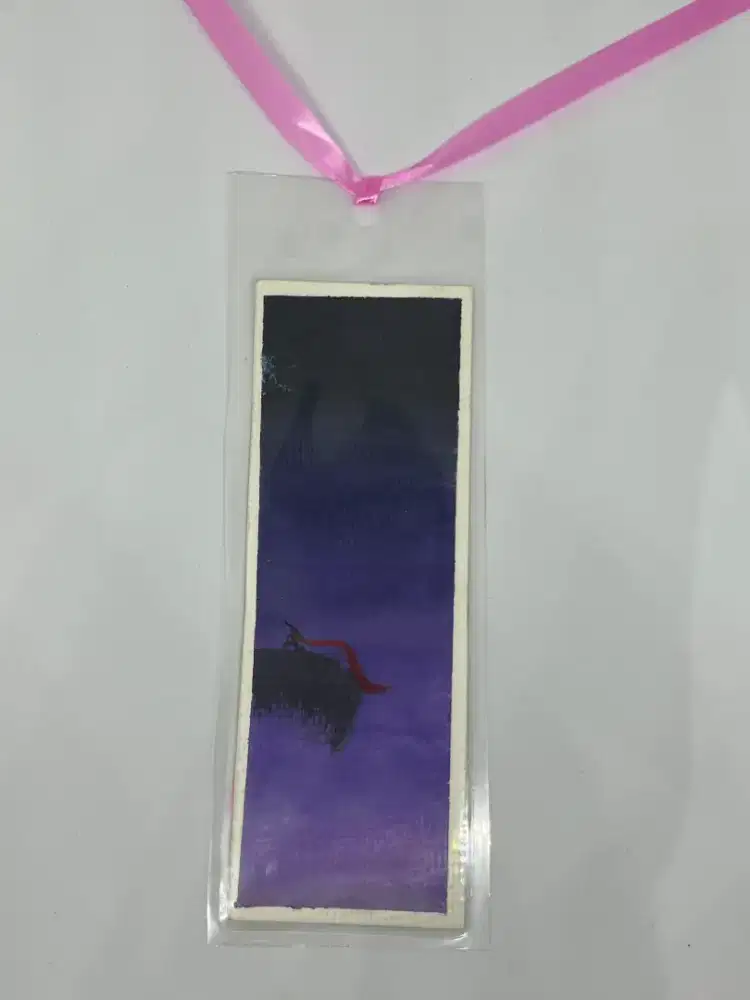 Bookmark ungu - HSC 2025