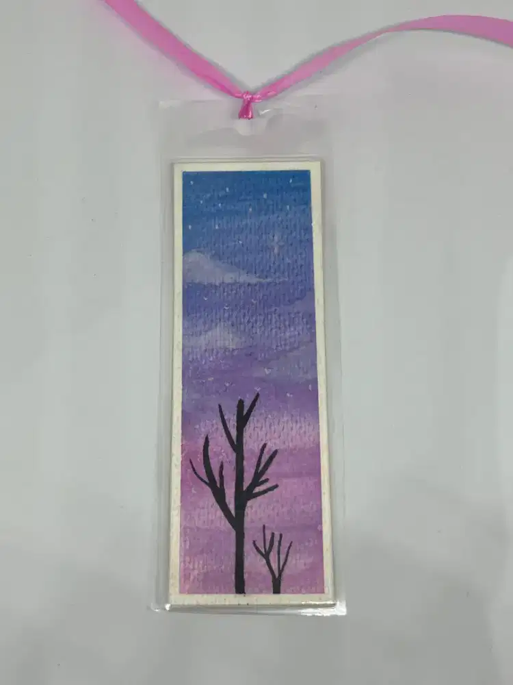 Bookmark warna pink ungu cantik - HSC 2025