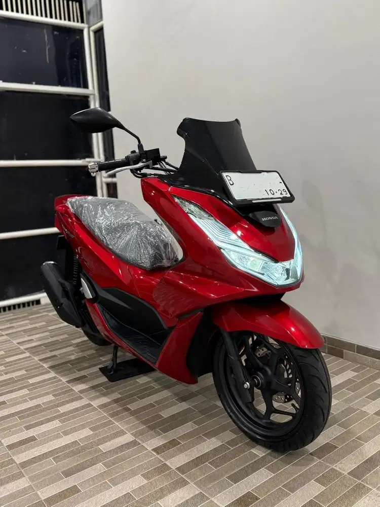 KM 200‼️ Honda PCX 160 KEYLESS RED CANDY MERAH TH 2024