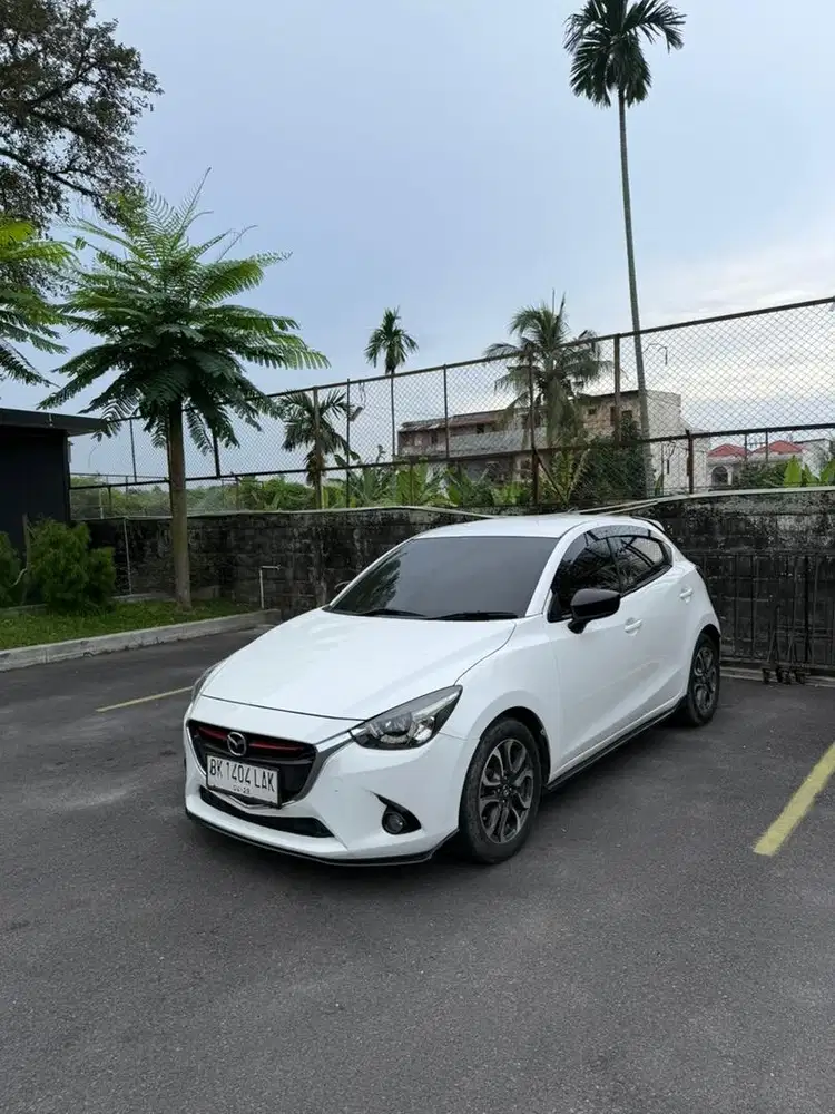 Mazda 2 R Limited Edition 2015