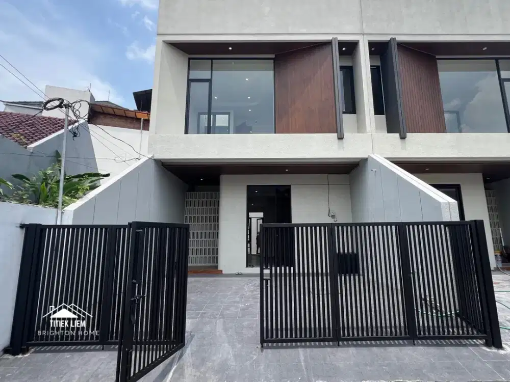 Klampis dekat Manyar Merr Kertajaya