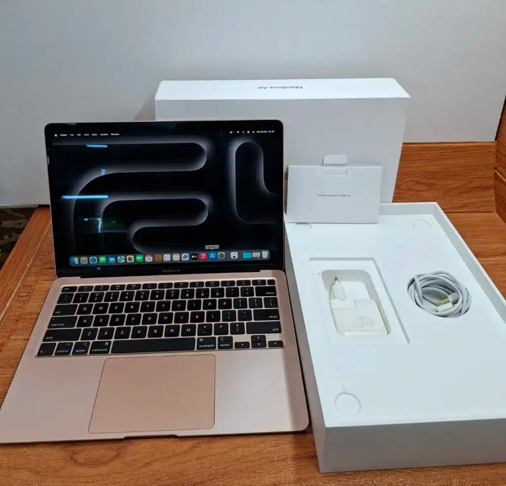 MacBook Air 2020 13inc 8/256GB Gold Ibox