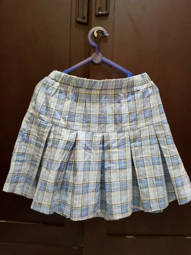 Rokcel bahannya lembut