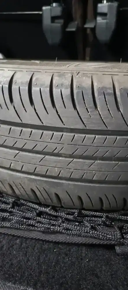 ban merk Dunlop ukuran 14