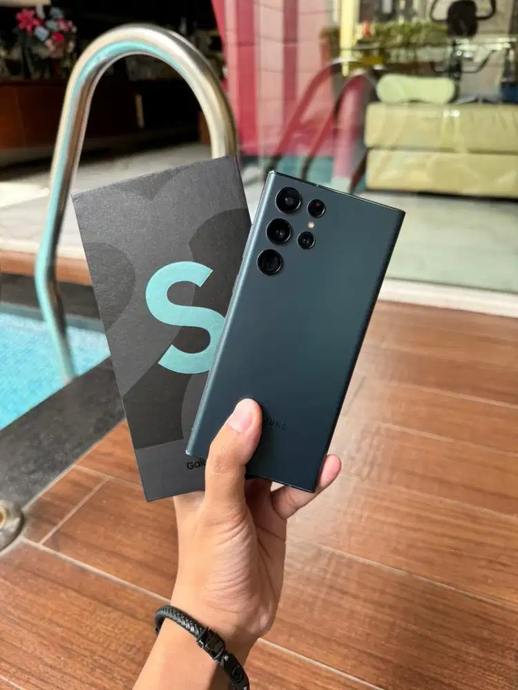 SAMSUNG GALAXY S22 ULTRA GREEN